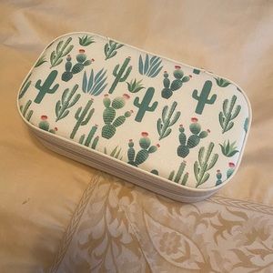 Jewelry box travel size